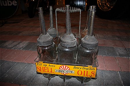 SHELL OIL RACK - click to enlarge